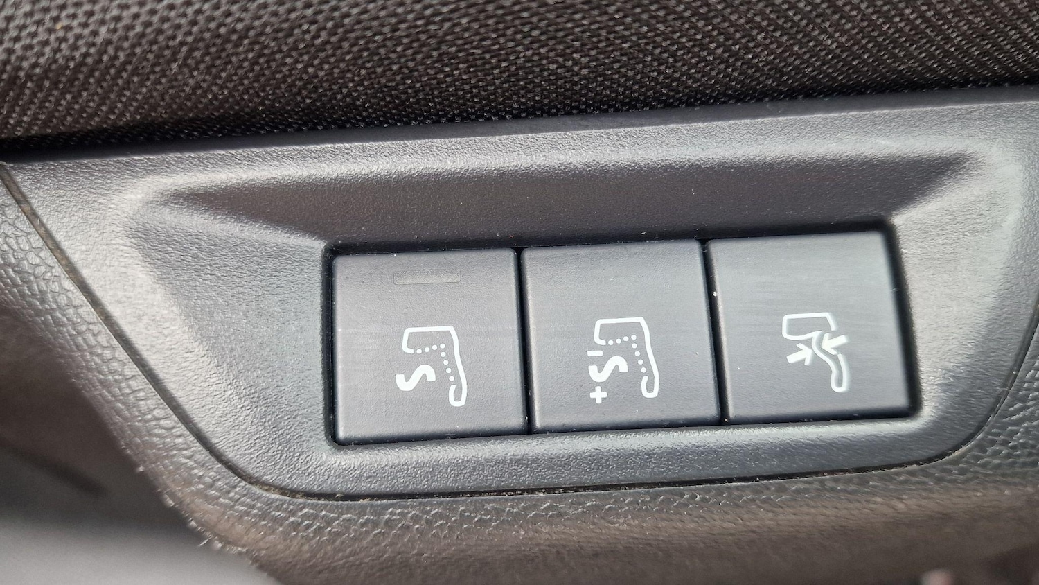 Used Peugeot 308 2015 for sale - 76060260: Photo 14