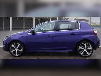 Used Peugeot 308 2015 for sale - 76060260: Photo 4