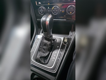 Used Volkswagen Golf 2018 for sale - 78684692: Photo