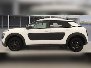 Used Citroen C4 Cactus 2016 for sale - 77074053: Photo