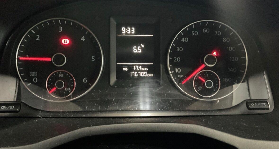 Used Volkswagen Caddy Maxi 2015 for sale - 77637790: Photo 10