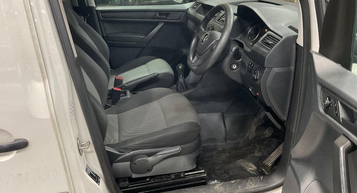 Used Volkswagen Caddy Maxi 2015 for sale - 77637790: Photo 11