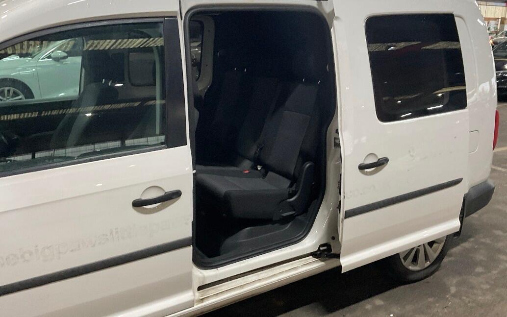 Used Volkswagen Caddy Maxi 2015 for sale - 77637790: Photo 7