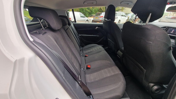 Used Peugeot 308 2017 for sale - 76215262: Photo 10
