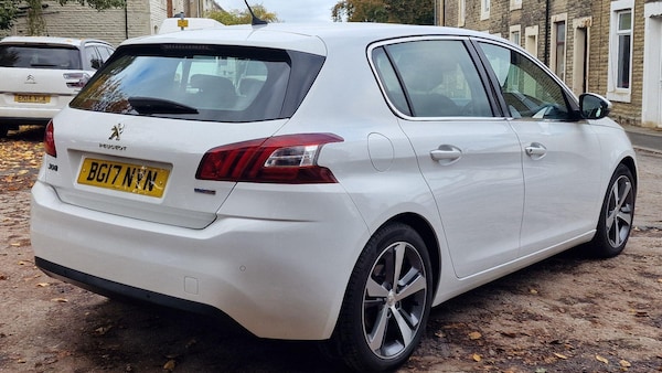 Used Peugeot 308 2017 for sale - 76215262: Photo 4