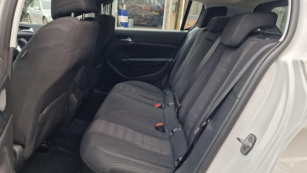 Used Peugeot 308 2017 for sale - 76215262: Photo 9