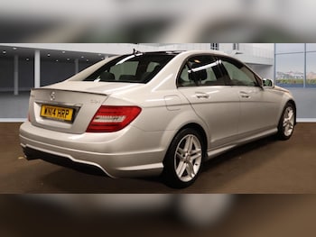 Used Mercedes-Benz C-Class 2014 for sale - 76247435: Photo 3