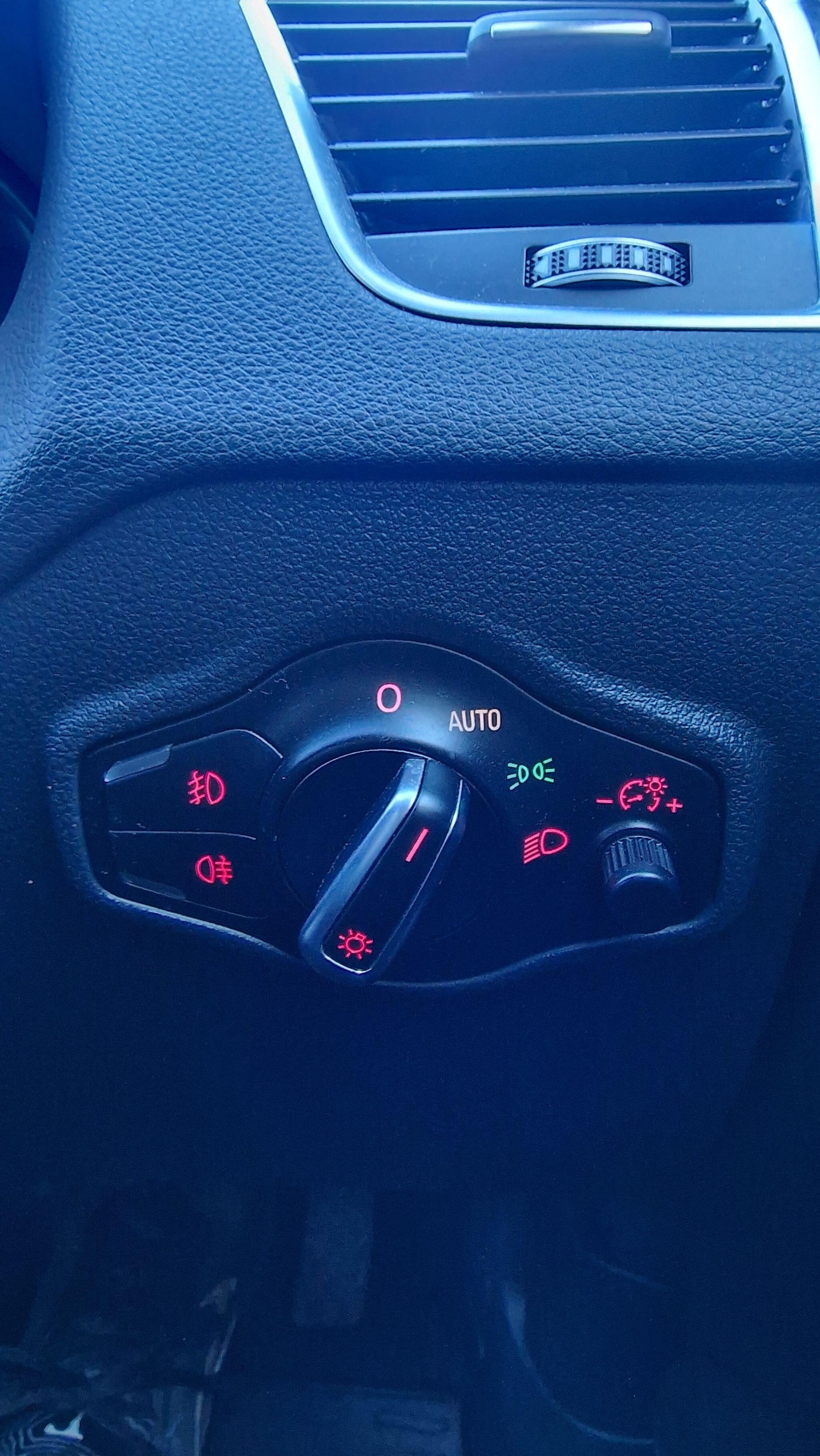 Used Audi Q5 2014 for sale - 76702275: Photo 18