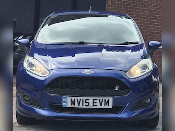 Used Ford Fiesta 2015 for sale - 79033852: Photo