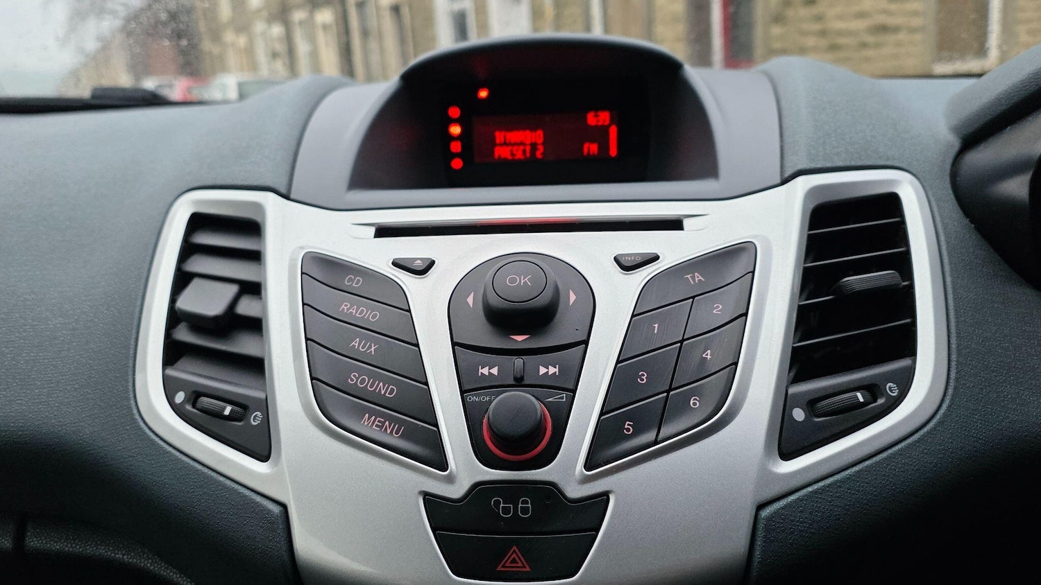 Used Ford Fiesta 2009 for sale - 77440482: Photo 17