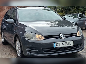 Used Volkswagen Golf 2014 for sale - 79553396: Photo