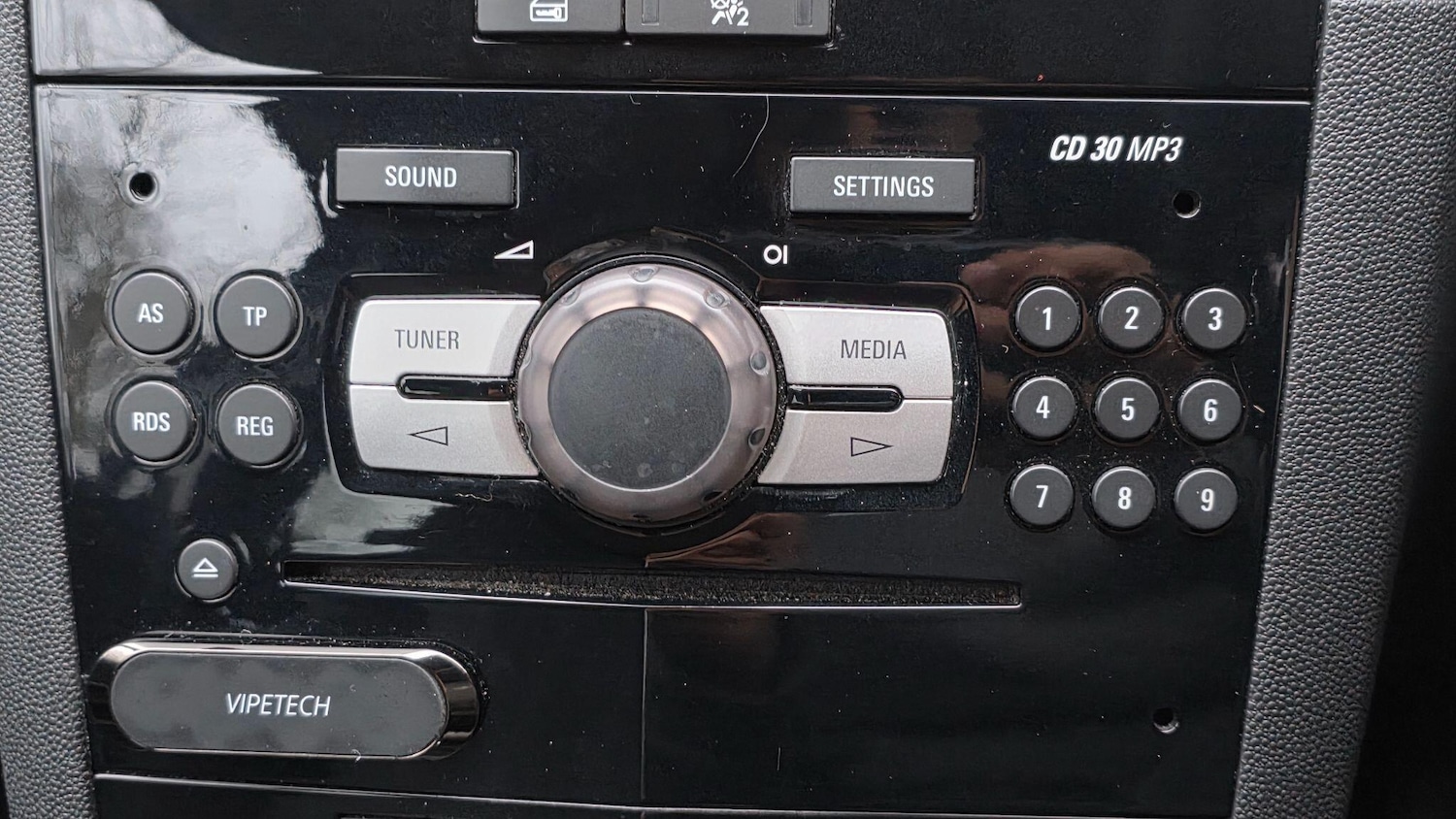 Used Vauxhall Corsa 2014 for sale - 77330513: Photo 13