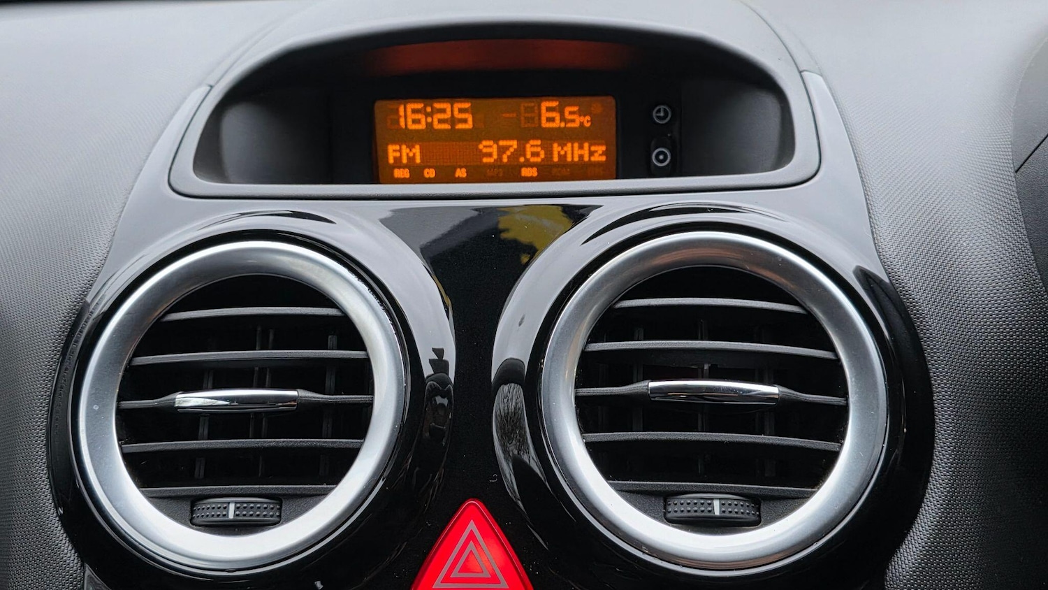 Used Vauxhall Corsa 2014 for sale - 77330513: Photo 20