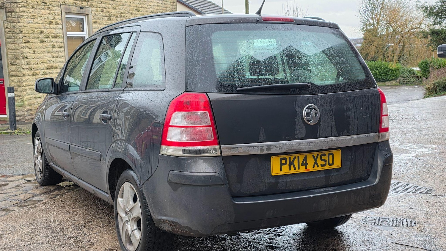 Used Vauxhall Zafira 2014 for sale - 77279061: Photo 2
