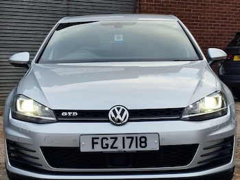 Used Volkswagen Golf 2017 for sale - 76041833: Photo