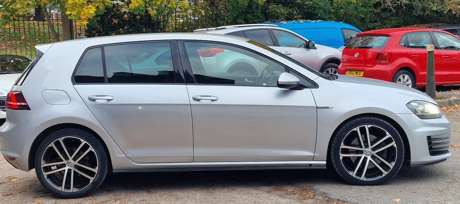 Used Volkswagen Golf 2017 for sale - 76041833: Photo 6