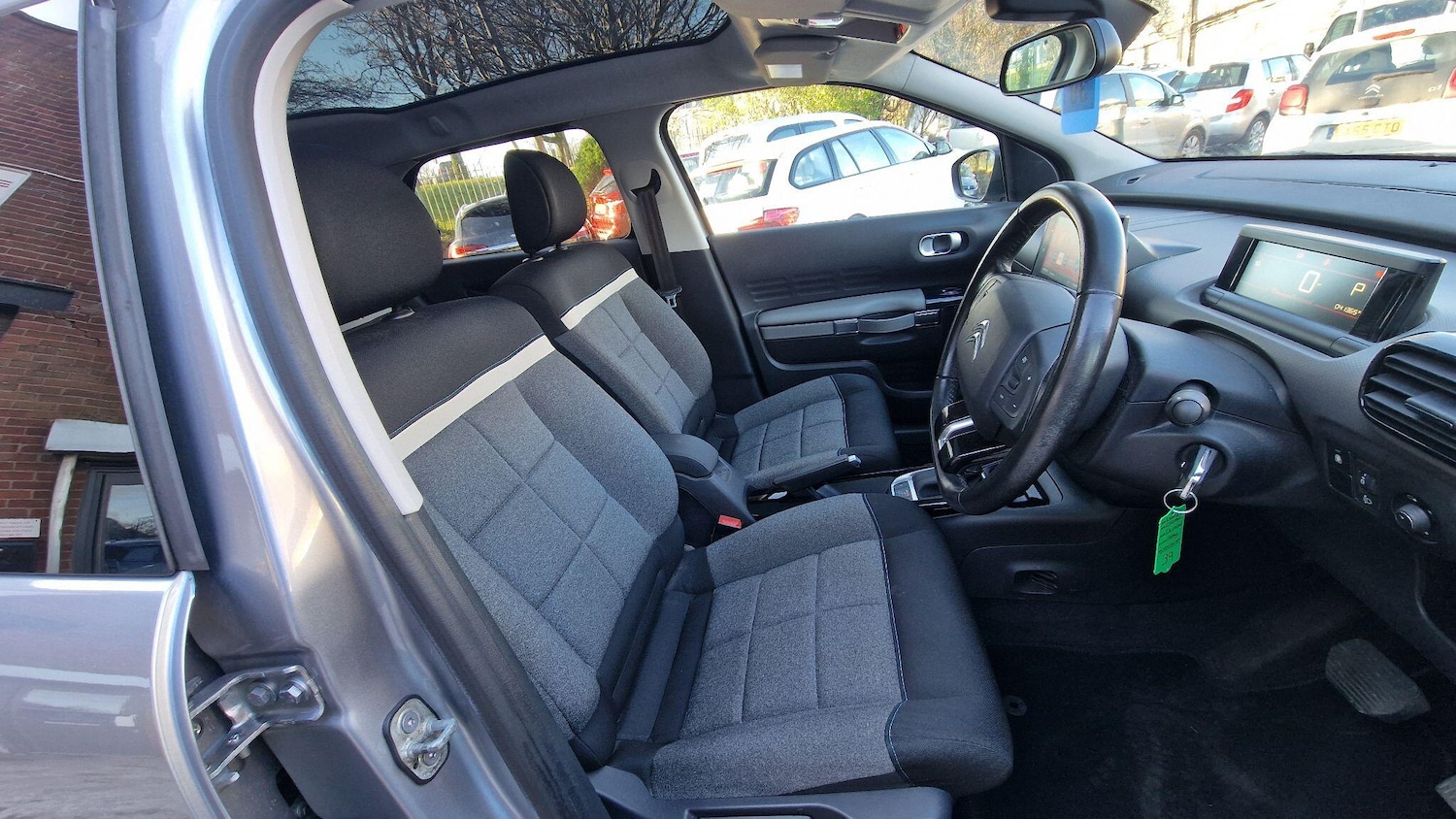 Used Citroen C4 Cactus 2019 for sale - 76645600: Photo 11
