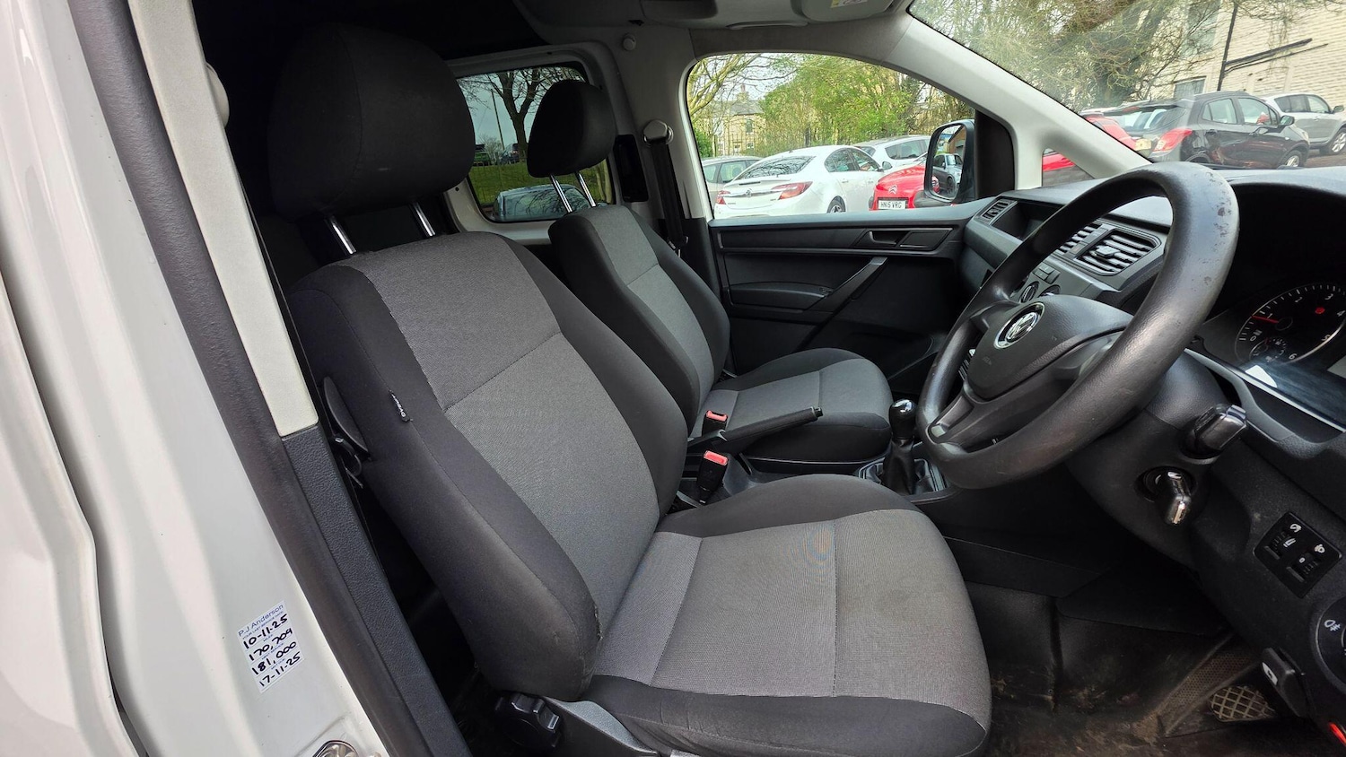 Used Volkswagen Caddy Maxi 2015 for sale - 77978072: Photo 10