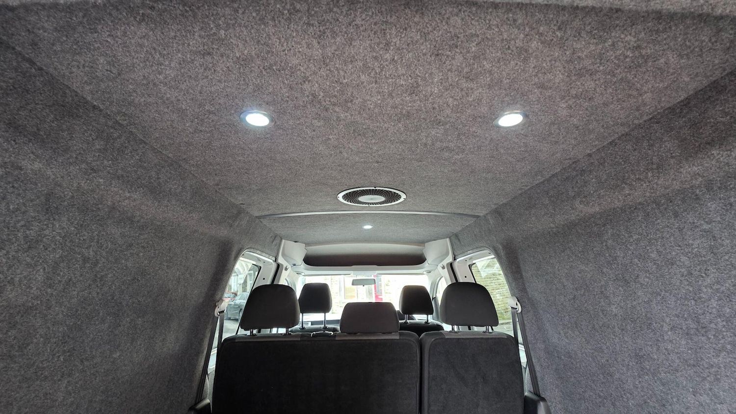 Used Volkswagen Caddy Maxi 2015 for sale - 77978072: Photo 21