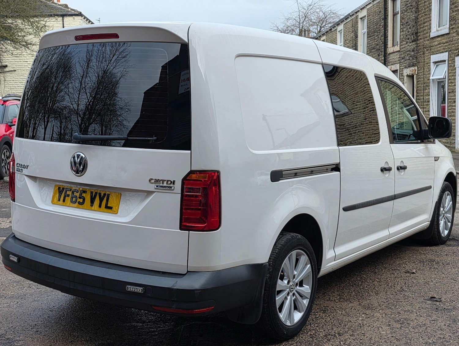 Used Volkswagen Caddy Maxi 2015 for sale - 77978072: Photo 9