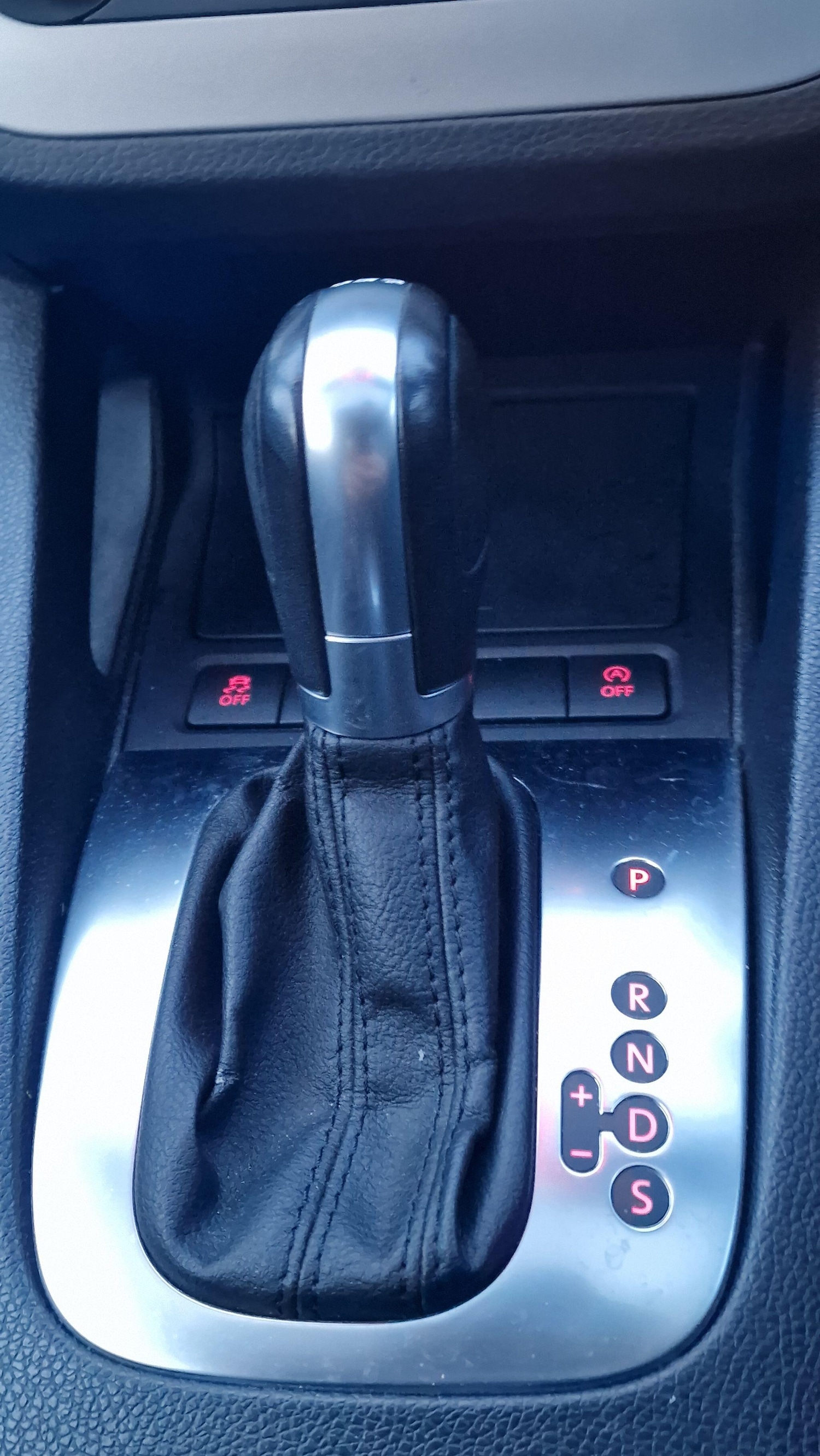 Used Volkswagen EOS 2014 for sale - 76976130: Photo 16