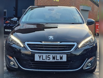 Used Peugeot 308 2015 for sale - 77016594: Photo