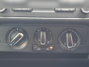 Used Volkswagen Polo 2012 for sale - 75719991: Photo
