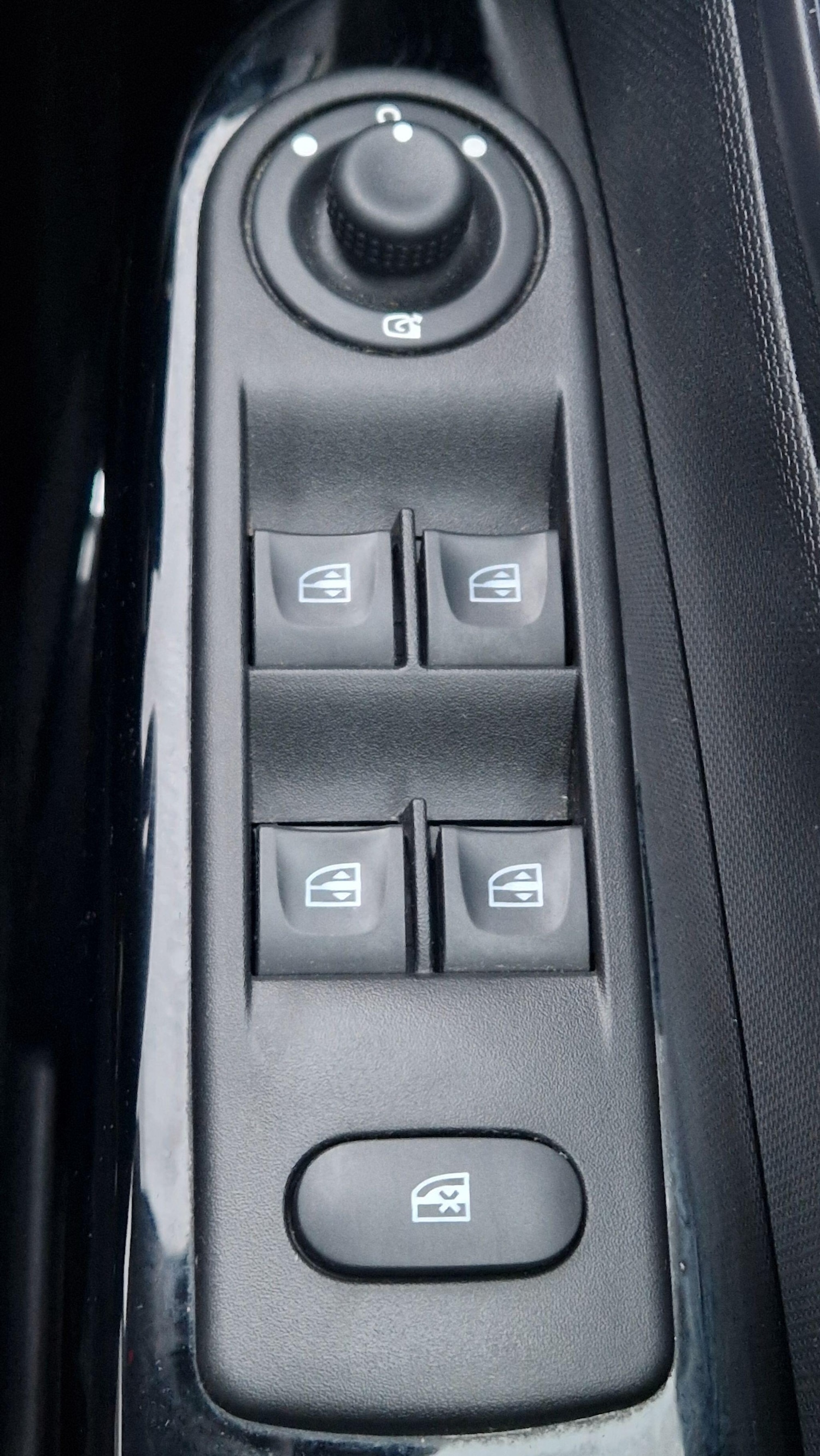 Used Renault Captur 2015 for sale - 76913706: Photo 14