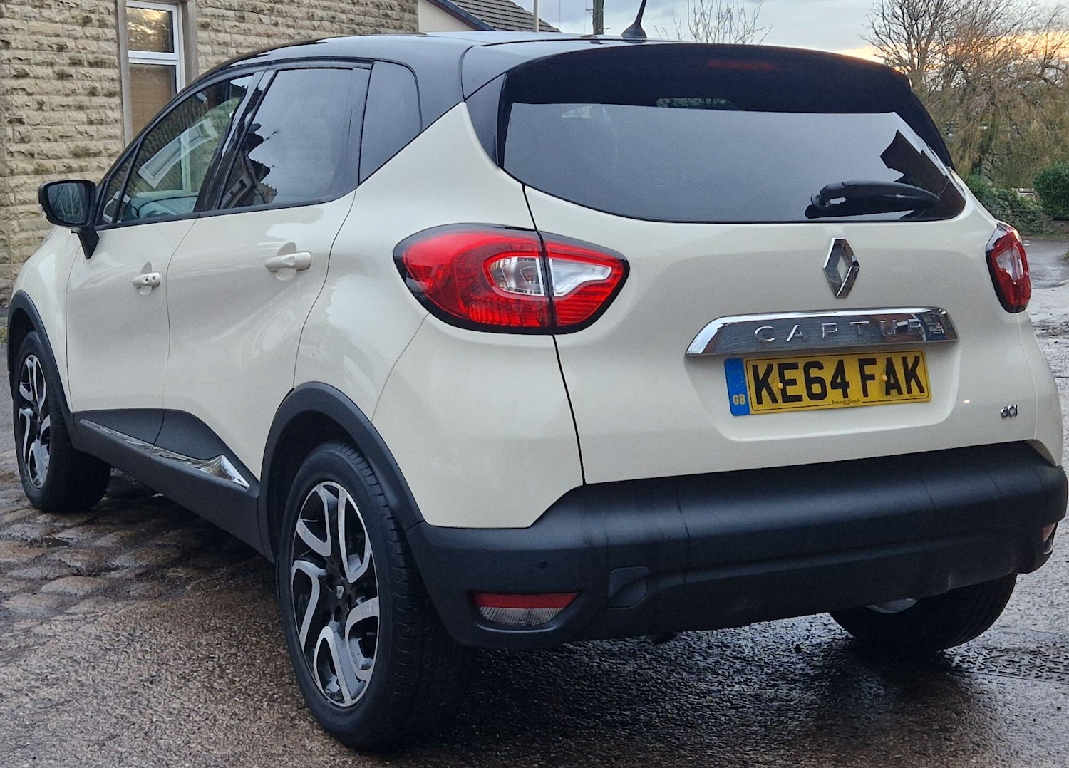 Used Renault Captur 2015 for sale - 76913706: Photo 4