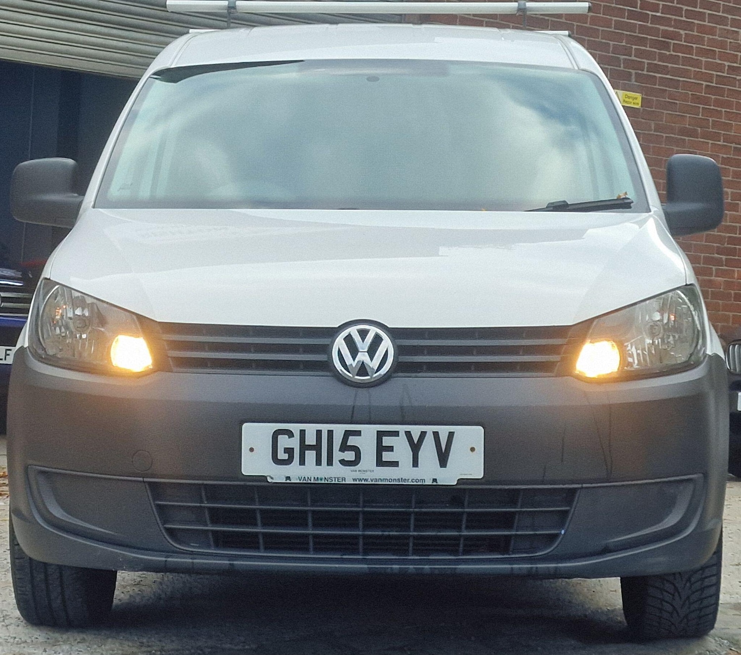 Used Volkswagen Caddy 2015 for sale - 76099253: Photo 2