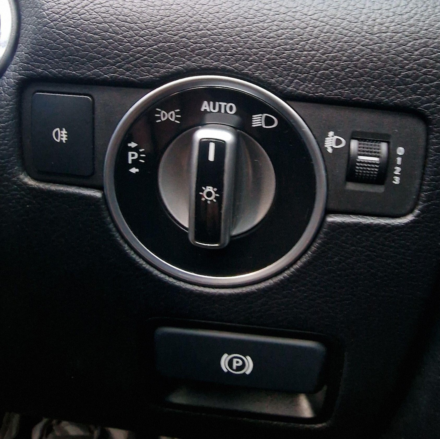 Used Mercedes-Benz SLK 2014 for sale - 76998943: Photo 14