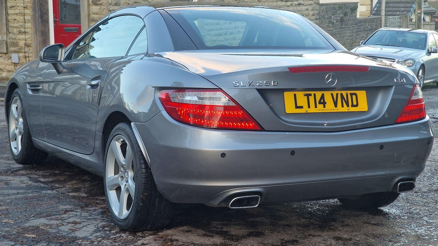 Used Mercedes-Benz SLK 2014 for sale - 76998943: Photo 6