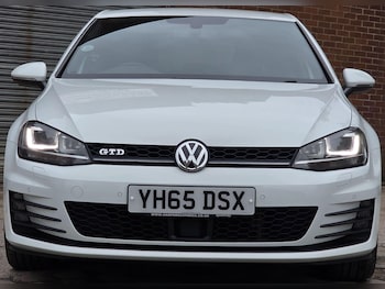 Used Volkswagen Golf 2015 for sale - 78535973: Photo