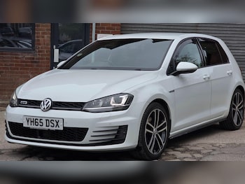 Used Volkswagen Golf 2015 for sale - 78535973: Photo