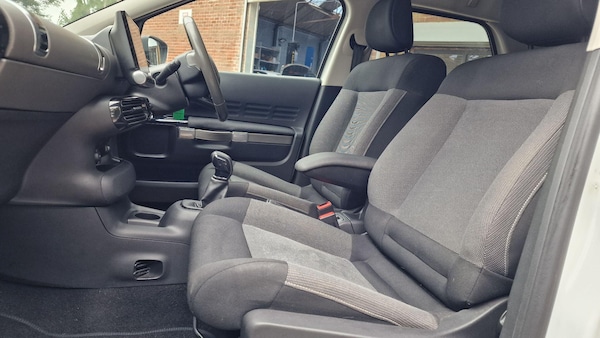 Used Citroen C4 Cactus 2015 for sale - 75623638: Photo 20