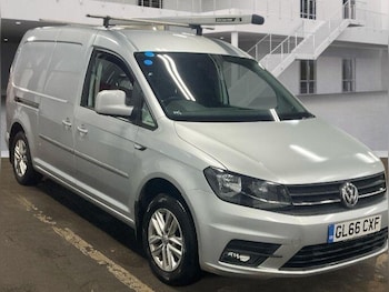 Used Volkswagen Caddy Maxi 2017 for sale - 77696217: Photo