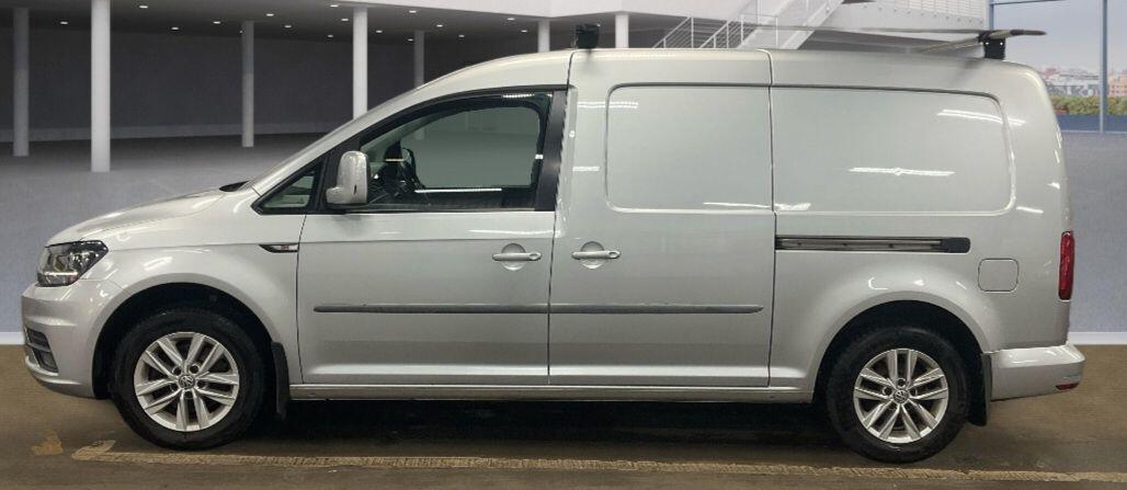 Used Volkswagen Caddy Maxi 2017 for sale - 77696217: Photo 3