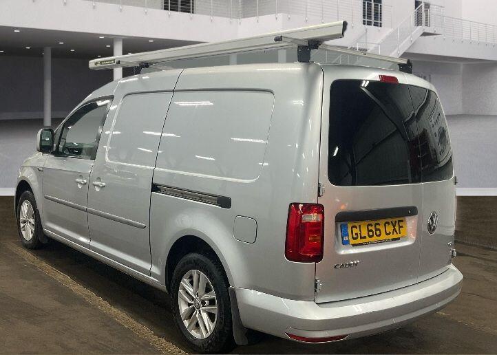 Used Volkswagen Caddy Maxi 2017 for sale - 77696217: Photo 4