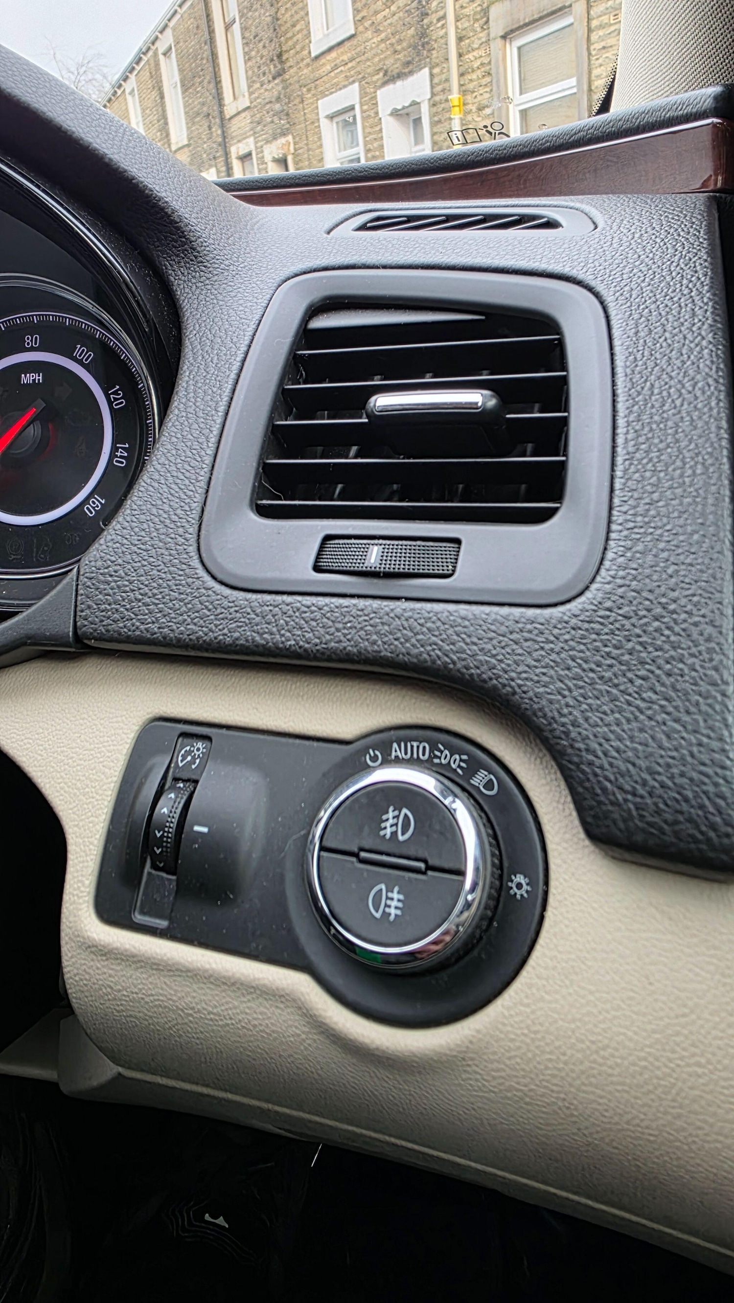 Used Vauxhall Insignia 2015 for sale - 77040361: Photo 17