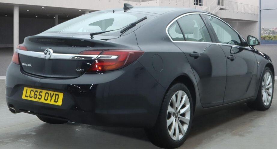 Used Vauxhall Insignia 2015 for sale - 77040361: Photo 2