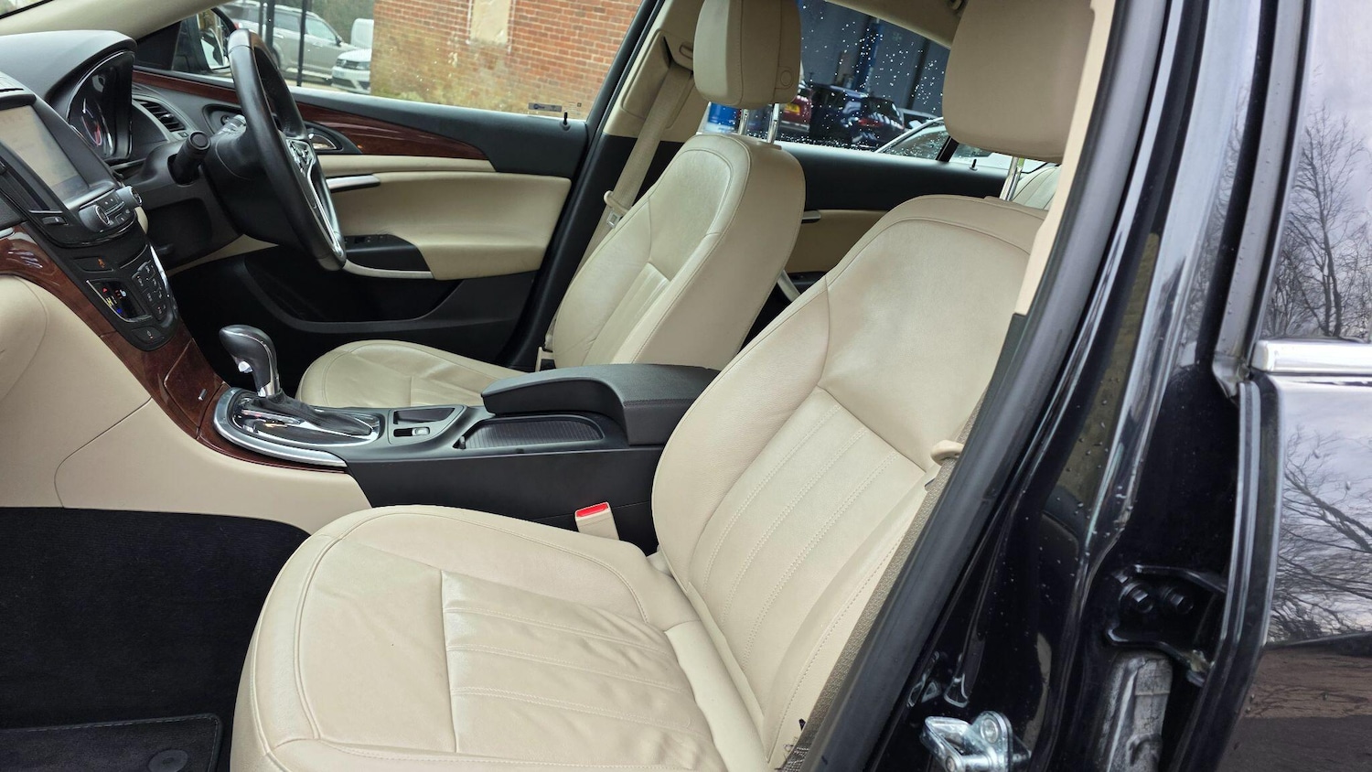 Used Vauxhall Insignia 2015 for sale - 77040361: Photo 21