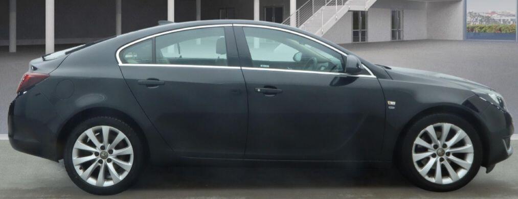 Used Vauxhall Insignia 2015 for sale - 77040361: Photo 6