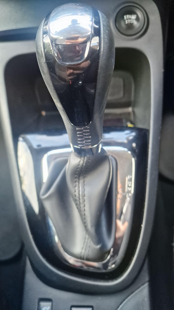 Used Renault Captur 2015 for sale - 75768872: Photo 10