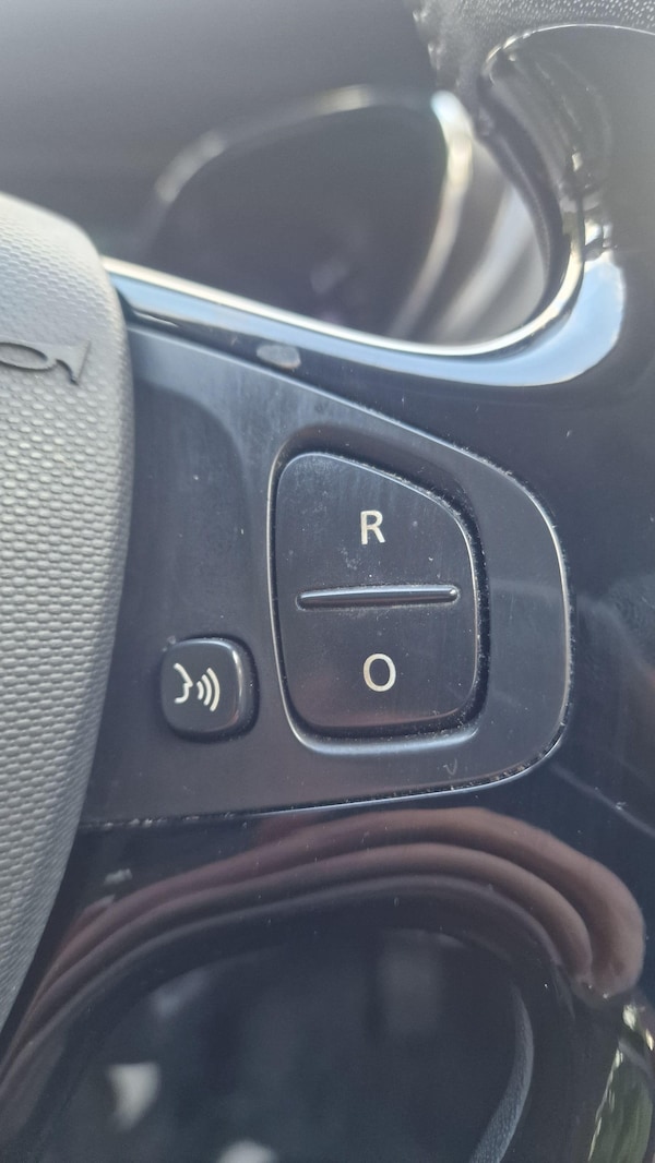 Used Renault Captur 2015 for sale - 75768872: Photo 14