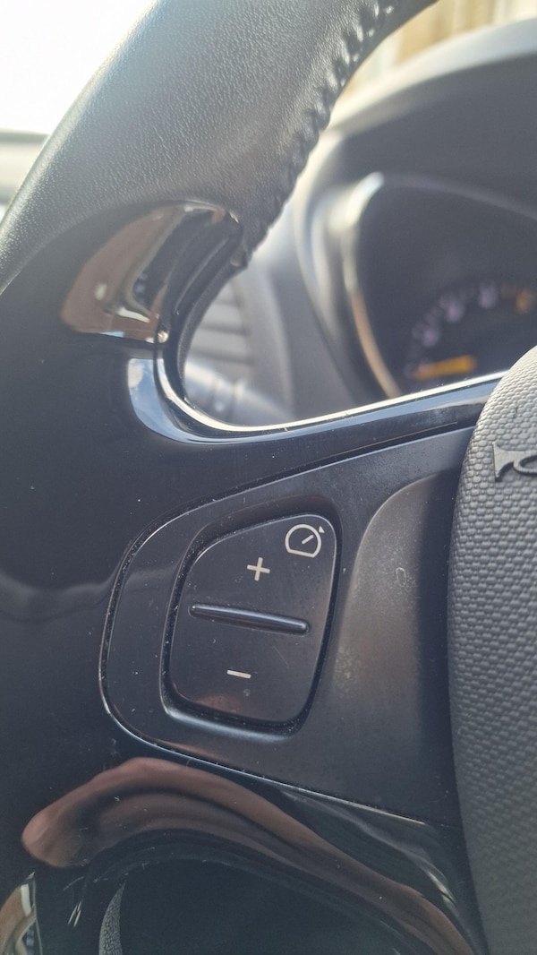 Used Renault Captur 2015 for sale - 75768872: Photo 17