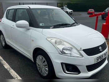 Used Suzuki Swift 2015 for sale - 79564690: Photo