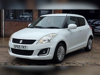 Used Suzuki Swift 2015 for sale - 79564690: Photo