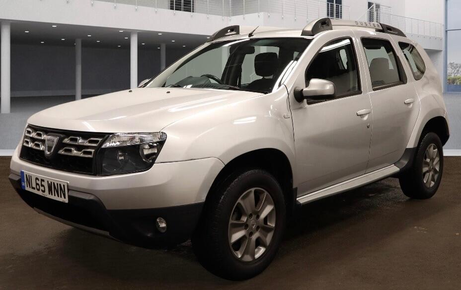 Used Dacia Duster 2015 for sale - 76936120: Photo 4
