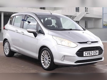 (63) - 1.6 Titanium Powershift Euro 5 5dr