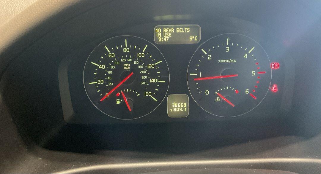 Used Volvo V50 2010 for sale - 76043055: Photo 11